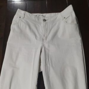 Lane Bryant white capris
